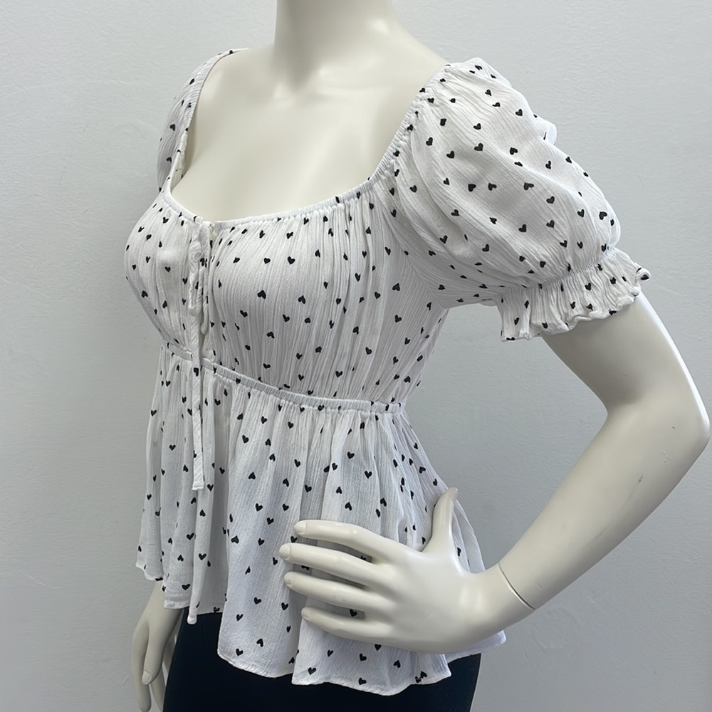 White/ Black Heart Puff Sleeve Top - Picture 2 of 15